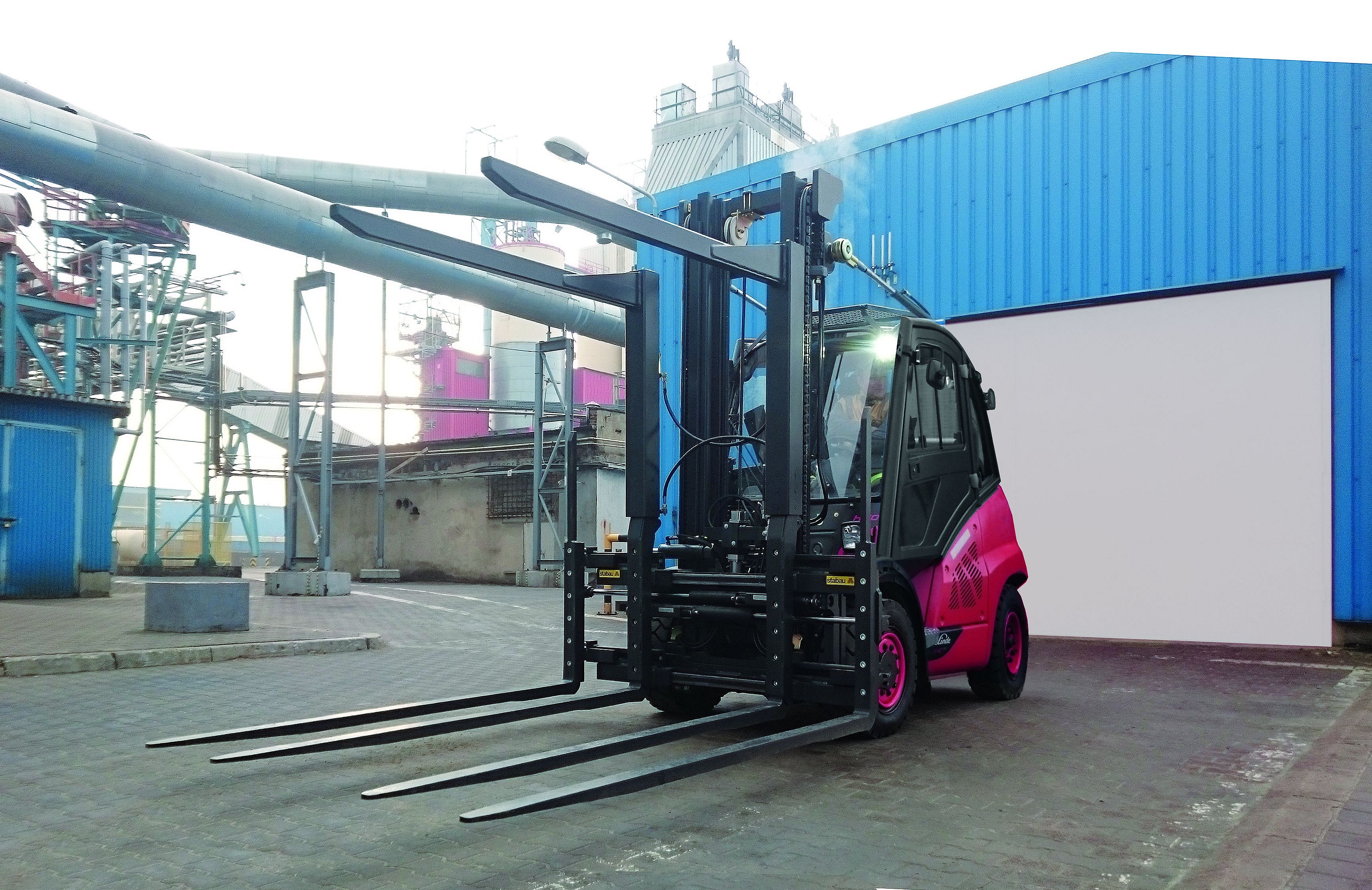 Double pallet handler with specialised Load Stabilisator