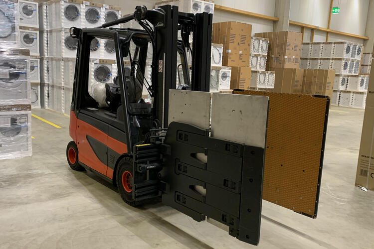 Appliance clamp in action