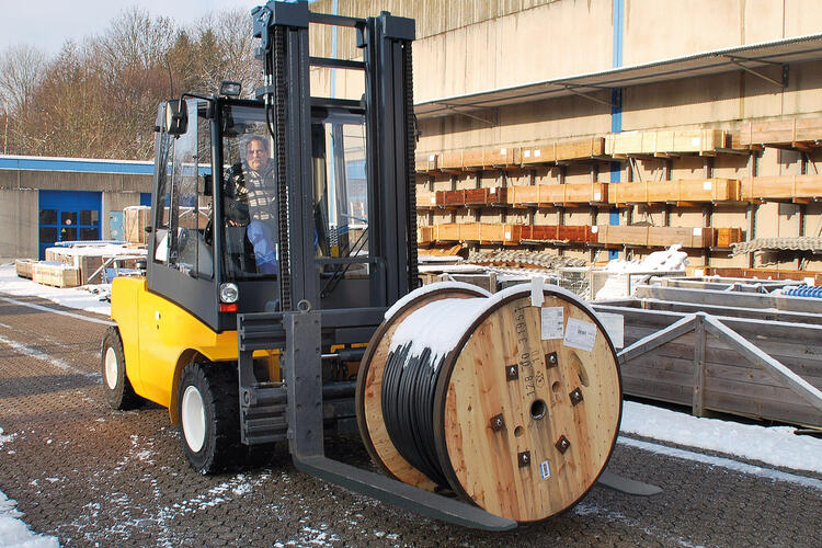 Klammergabel mit Kabeltrommel