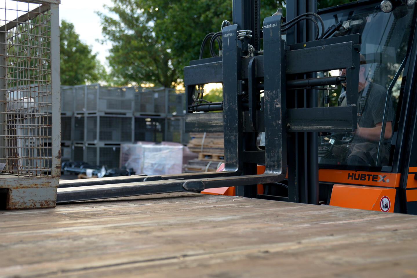 hydraulic telescopic forks